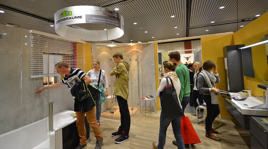 Messe, Badausstellung