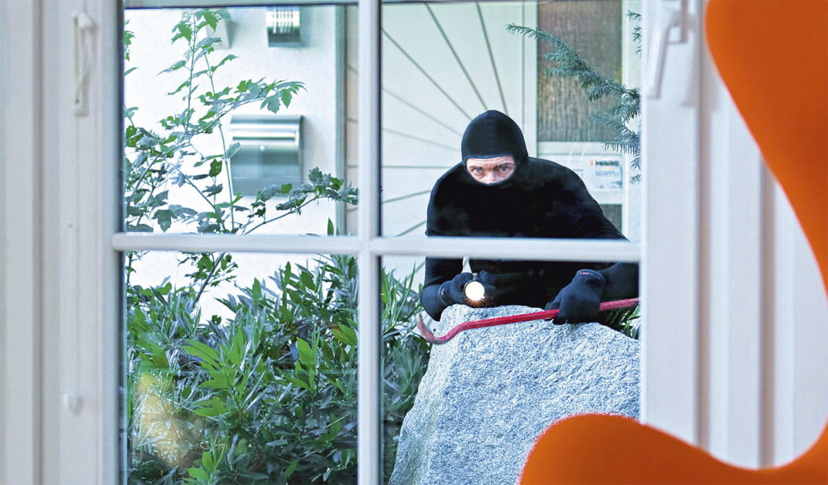 Einbrecher Auf Terrasse