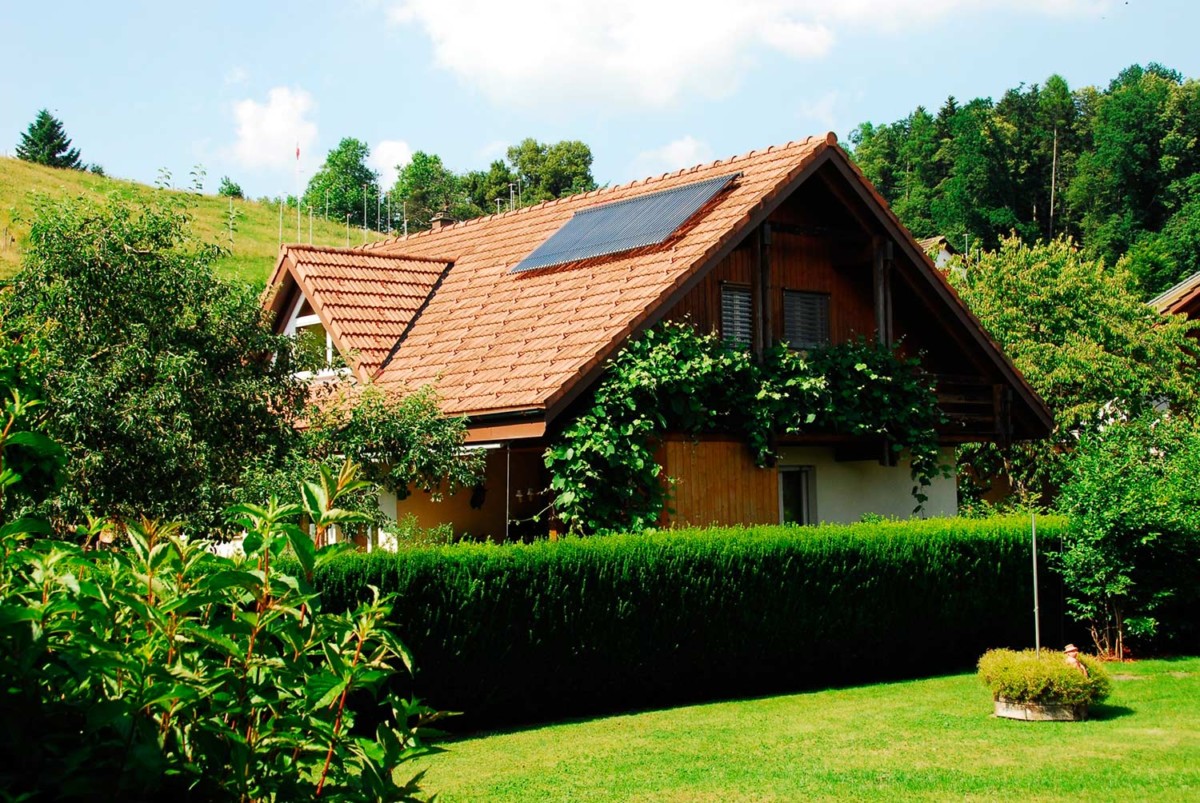 Solarthermie auf dem Dach - Varisol ©Kingspan Environmental