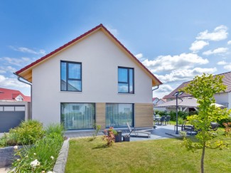 Fertighaus in Holzbauweise: Schnell und planbar ins Eigenheim