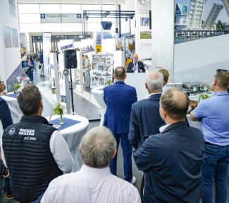 Branchenübergreifender Austausch